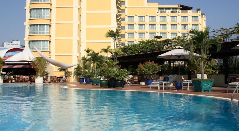 New World Hotel