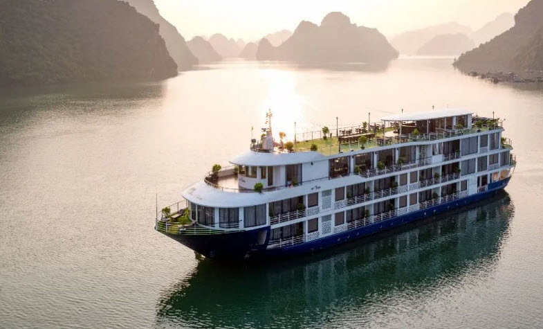 Best Ha Long Bay luxury cruise - Mon Cheri Cruise