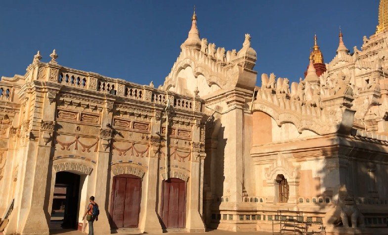 Bagan Ananda Temple