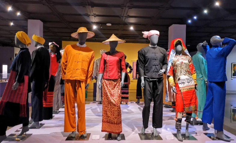Myanmar, Yangon National Museum