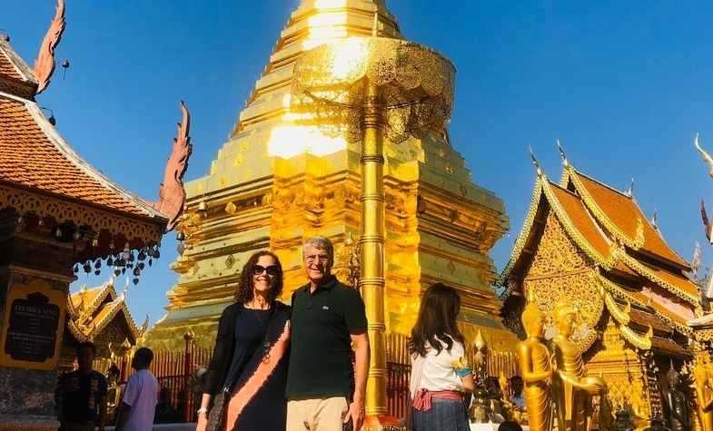 visitors in Chiang Mai and visit a golden temple