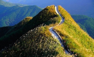 binh lieu road on mountains, Vietnam