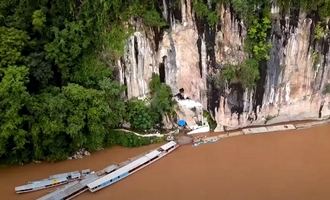 Mekong cruise, Luang Prabang, Laos tour & travel