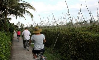 cycling Mekong delta, Vietnam travel