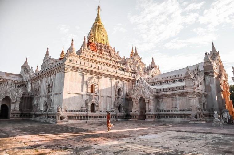 white temple Ananda with gilded rooftop