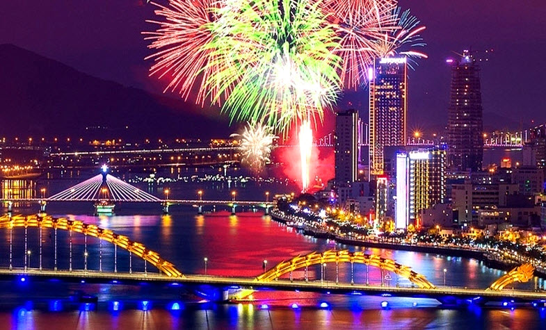 Da Nang reopens international fireworks festival