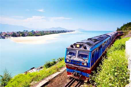 Experiences for travelling by train in Vietnam