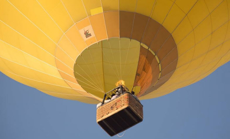 Hot air balloon ride in Mui Ne