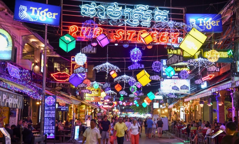 Traditional Khmer crafts and local culture at Angkor Night Market