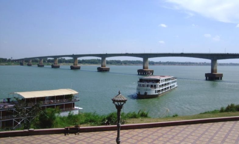 Kampong Cham - On the river