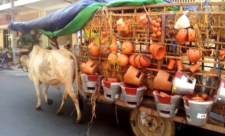 Mobile shop in Kampong Chhnang