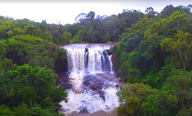 Borsa Waterfall