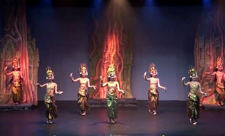 khmer dancing