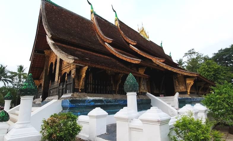 Laos, Luang Prabang, Wat Xieng Thong, Laos, Travel Guide