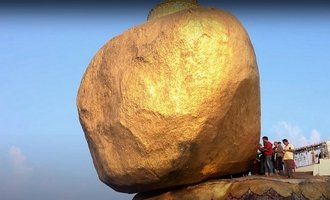 golden rock, Myanmar