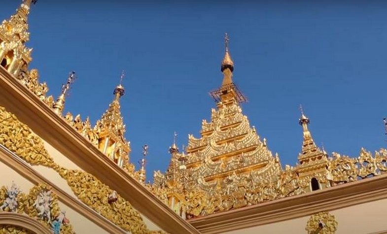 Mahamuni Buddha Temple myanmar info