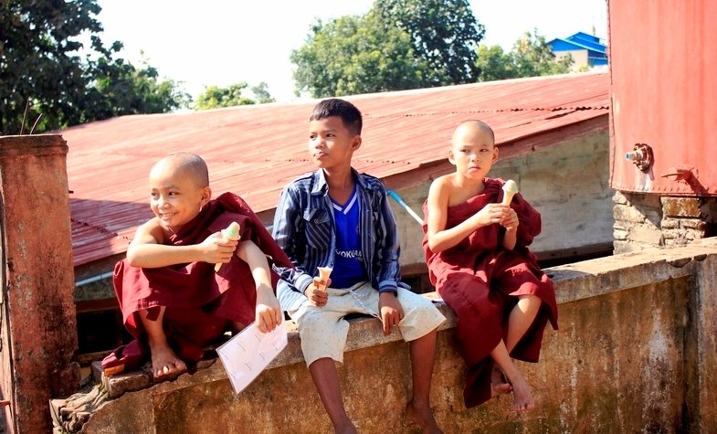 mtpopa monks