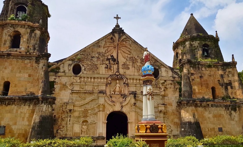 Miagao Jaro and Molo Churches historical and architectural landmarks