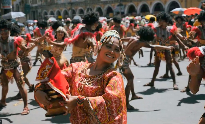 Iloilo Festival with street dancing and street food