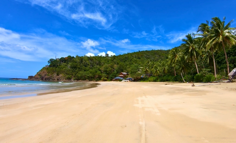 Nagtabon Beach, peaceful and natural