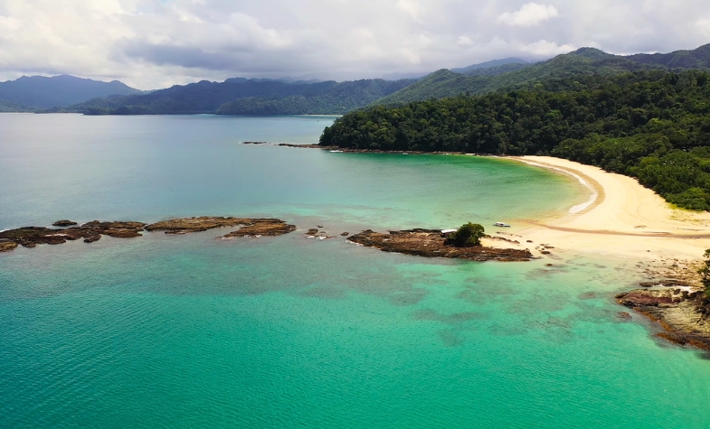 Sabang Beach, peaceful by day, fireflies at night