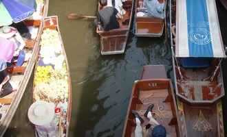 Damonen Saduak floating market, Ratchaburi, Thailand