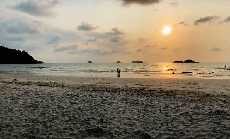 Lonely Beach Koh Chang: A Blend of Fun, Sun, and Serenity