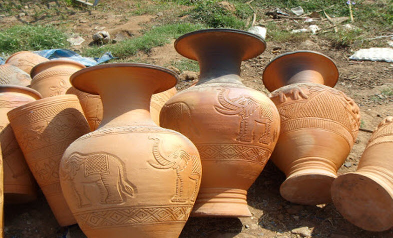 Dan Kwian pottery village in Korat Thailand