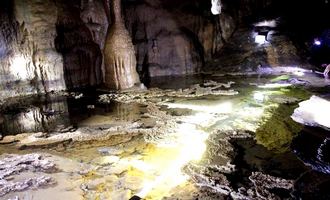 Nam Son cave, Hoa binh, vietnam