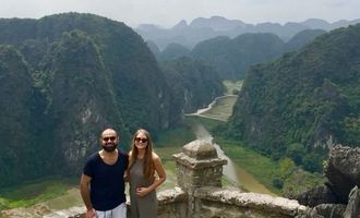 mua caves ninh binh Vietnam