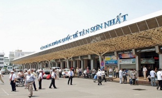 Fly from hanoi to saigon Vietnam