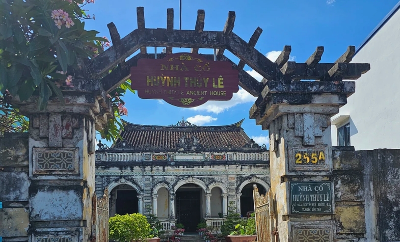 Huynh Thuy Le Ancient House 1