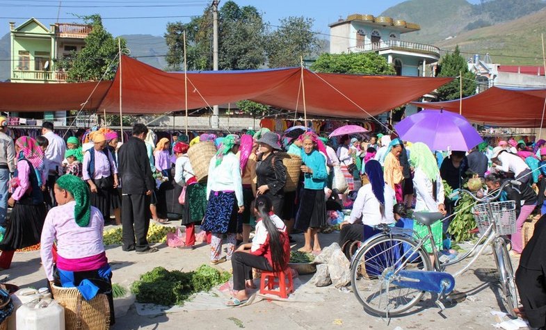 Market in Ha Giang-Ha Giang travel guide