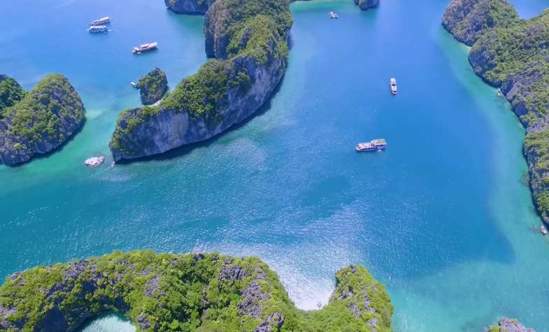 Halong Bay - Cat Ba Archipelago Achieves World Natural Heritage Status