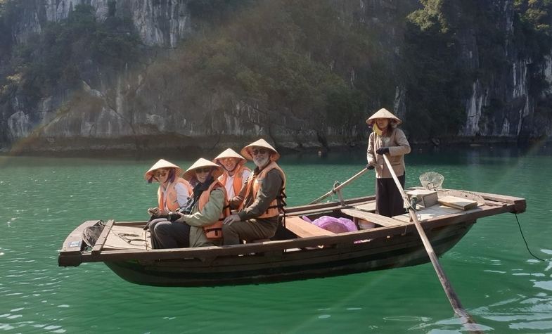 Monthly climate overview for Ha Long Bay