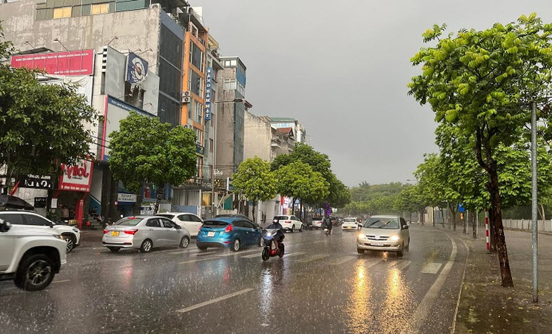 Summer rain in Hanoi