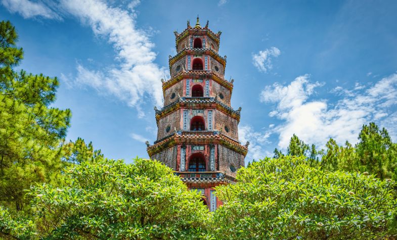 thien mu pagoda, phuoc duyen tower