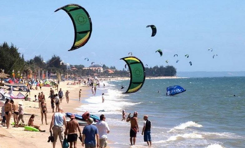 Beach break in Mui Ne