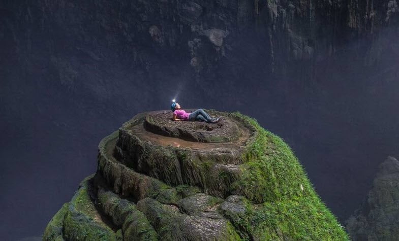 Spectacular caves in Vietnam 