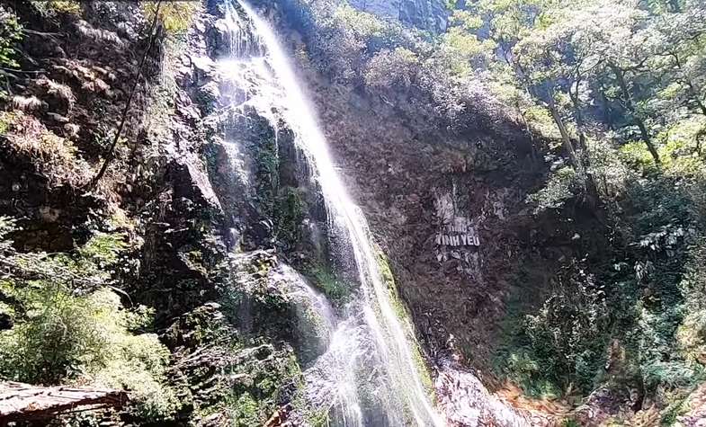 things to do in Sapa: visit love waterfall