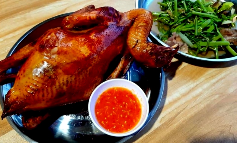 Burnt chicken in Kampot