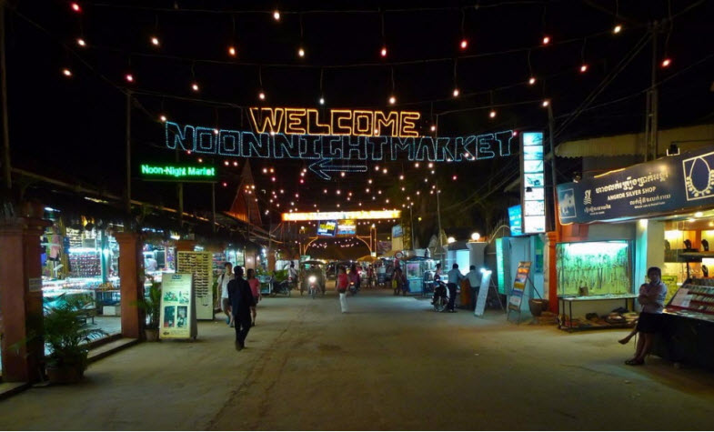 Siem Reap market - Noon night market 