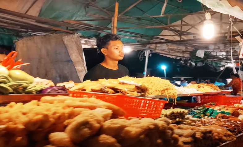 Best Night  Market Phnom Penh - Food