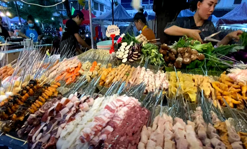 Things to eat in Luang Prabang Night Market