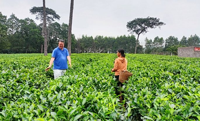 Hanoi day tour: Experience the authentic beyond center of Hanoi