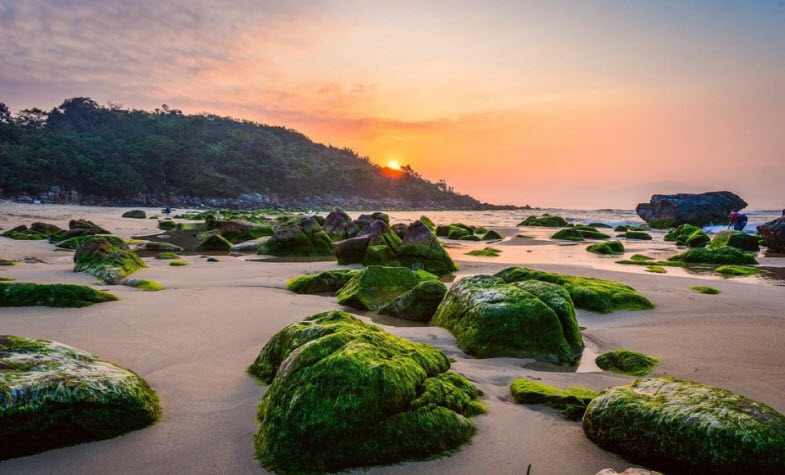 Da Nang beaches - Nam O beach