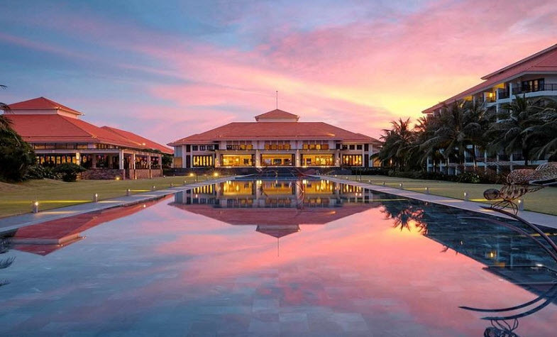 Danang Hotel - Pullman Danang Beach Resort