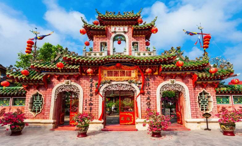Best places to visit in Hoi An - Fukian Assembly Hall