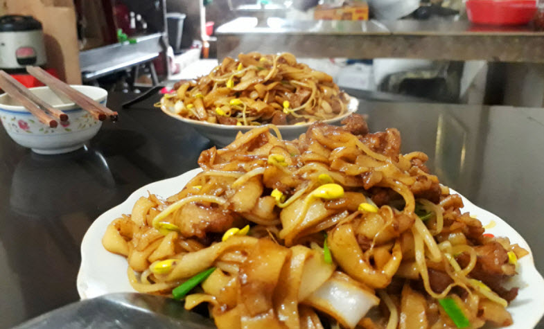 Binh Lieu stir-fried Pho