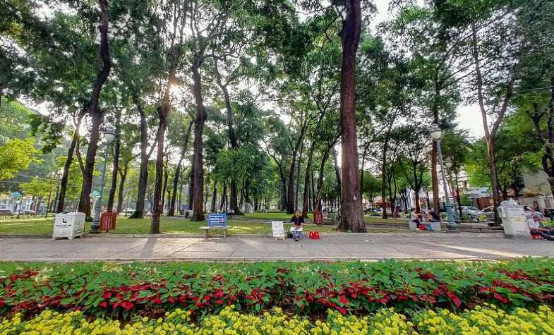 Top things to do in Ho Chi Minh city - Tao Dan park